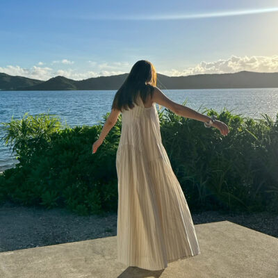 旅を楽しむ藤井明子さんのようす