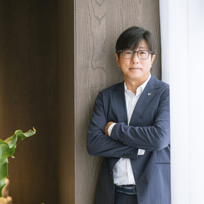 プロゴルファーの深堀圭一郎さん